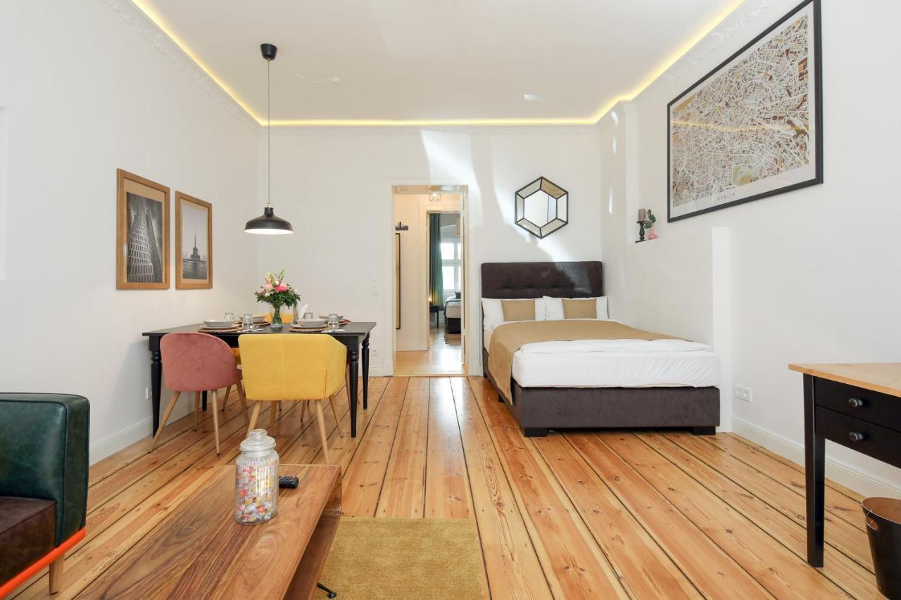 Apartment 4 Personen Altbau Nahe Kurfürstendamm *